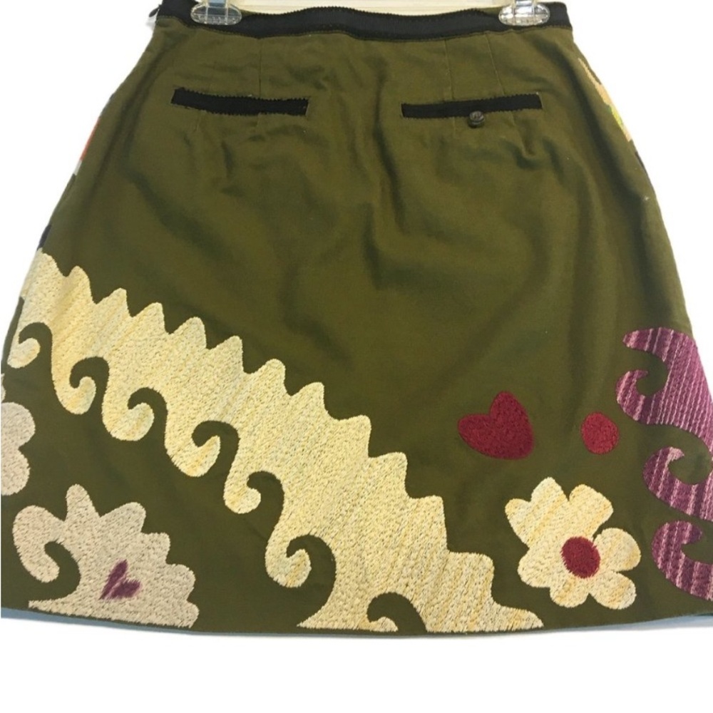 Anthropologie Vanessa Virginia Embroidered Floral Tulipa Skirt. fully lined 6